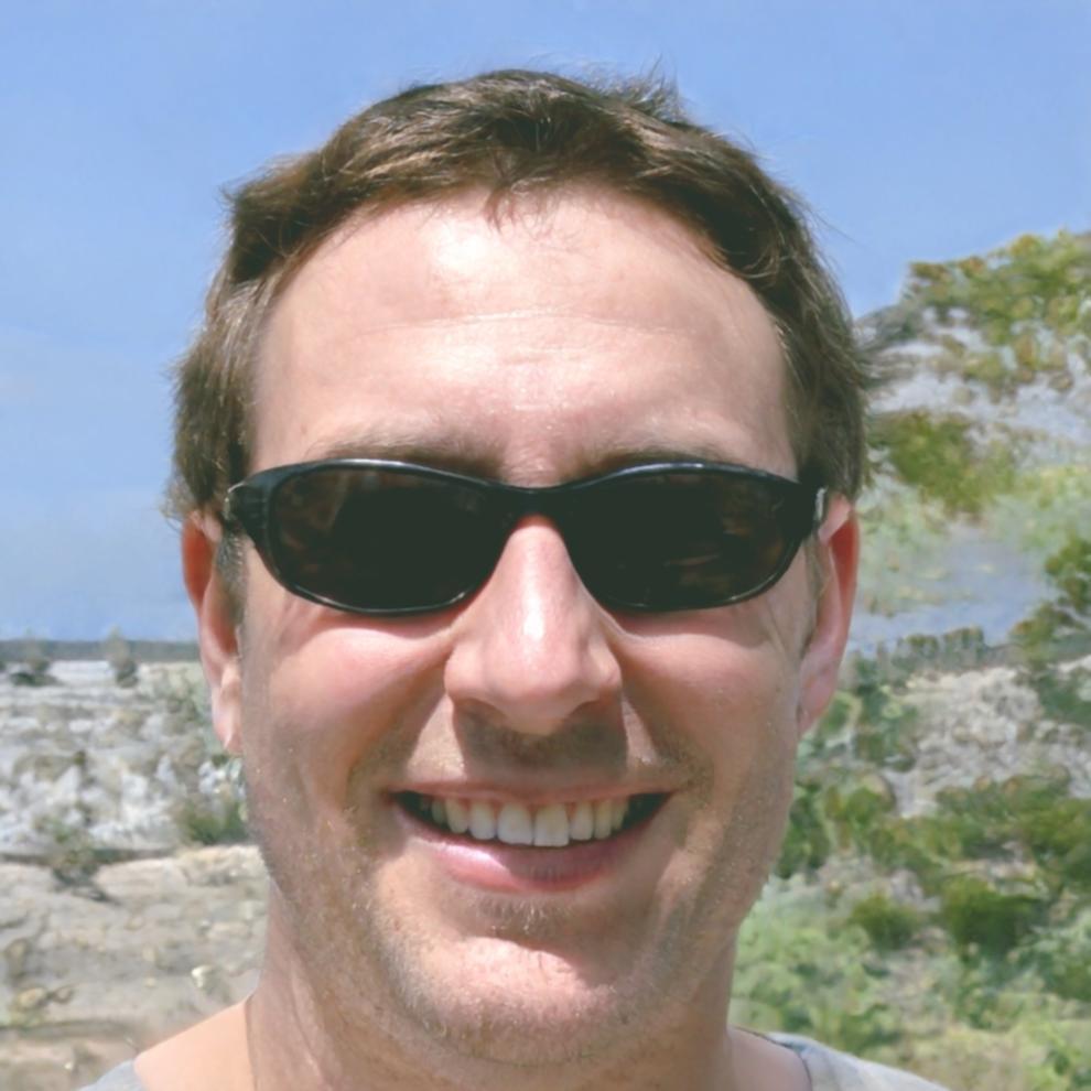 Portrait of Gregor Naumov, product strategy instructor